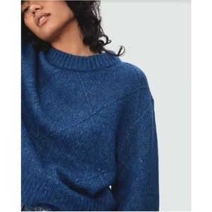 Everlane diamond stitch cloud knit crew in blue small